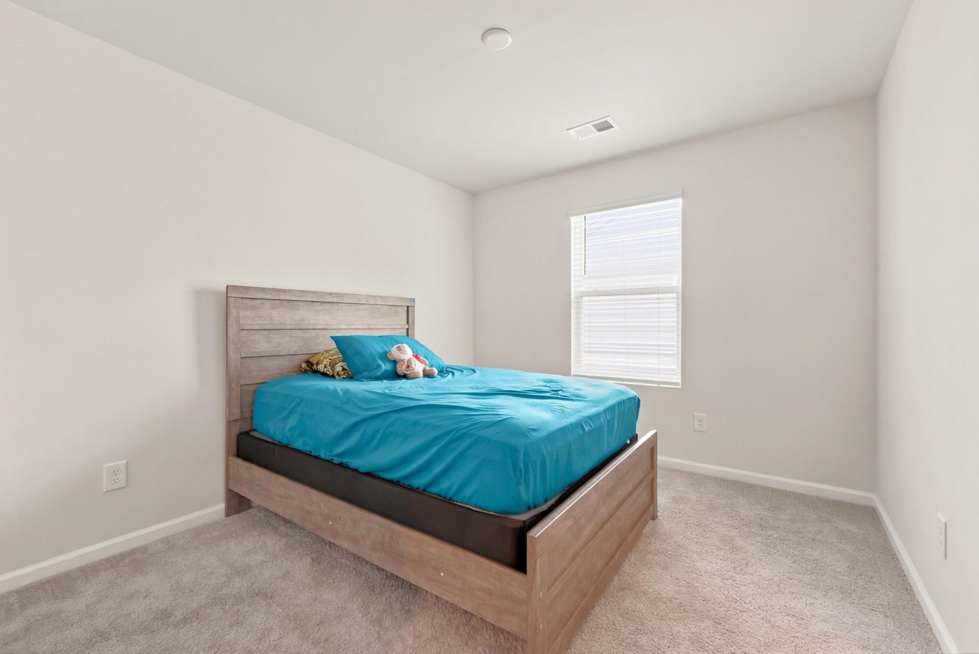 1250 Boswell Ct. Photo 34