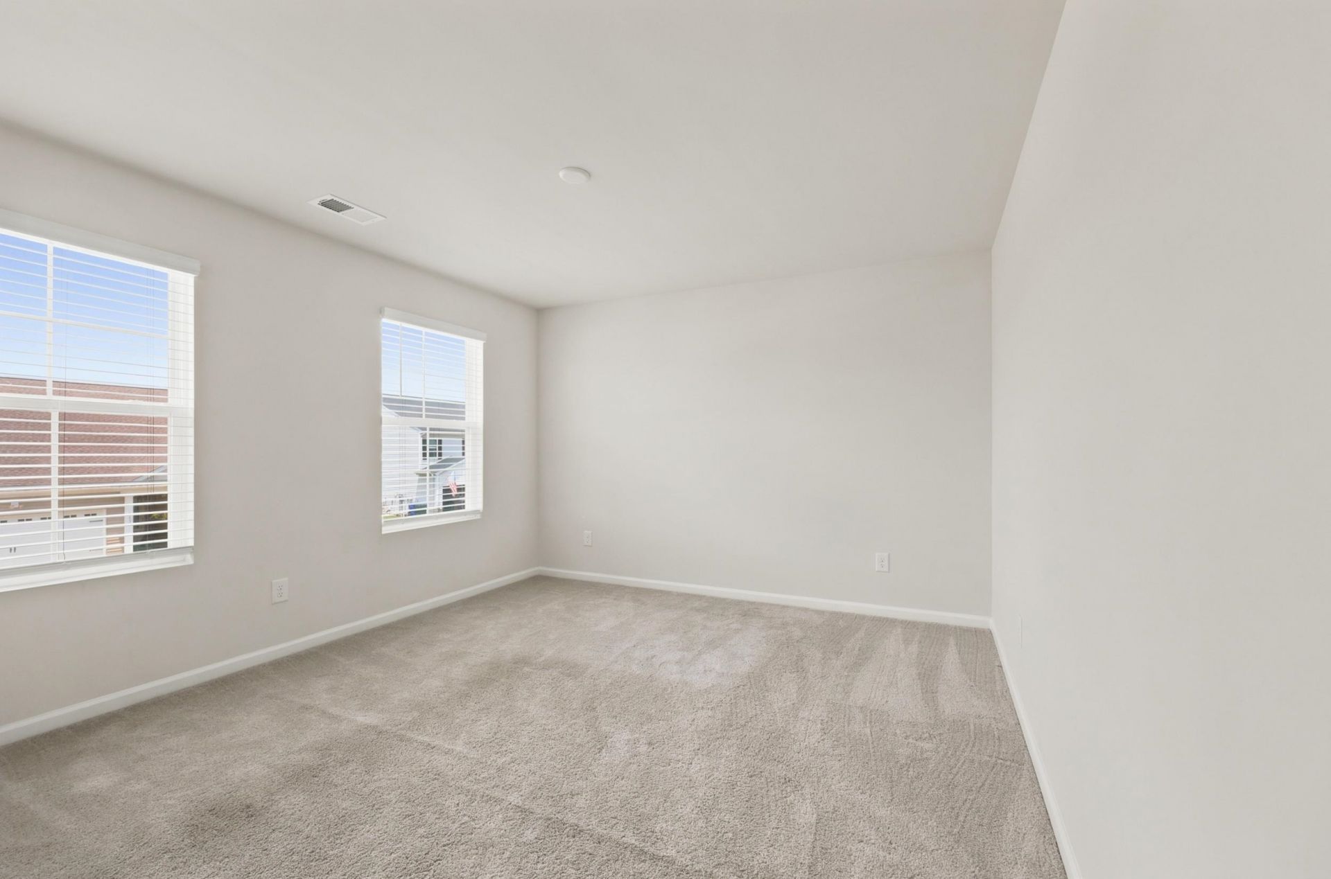 1250 Boswell Ct. Photo 36