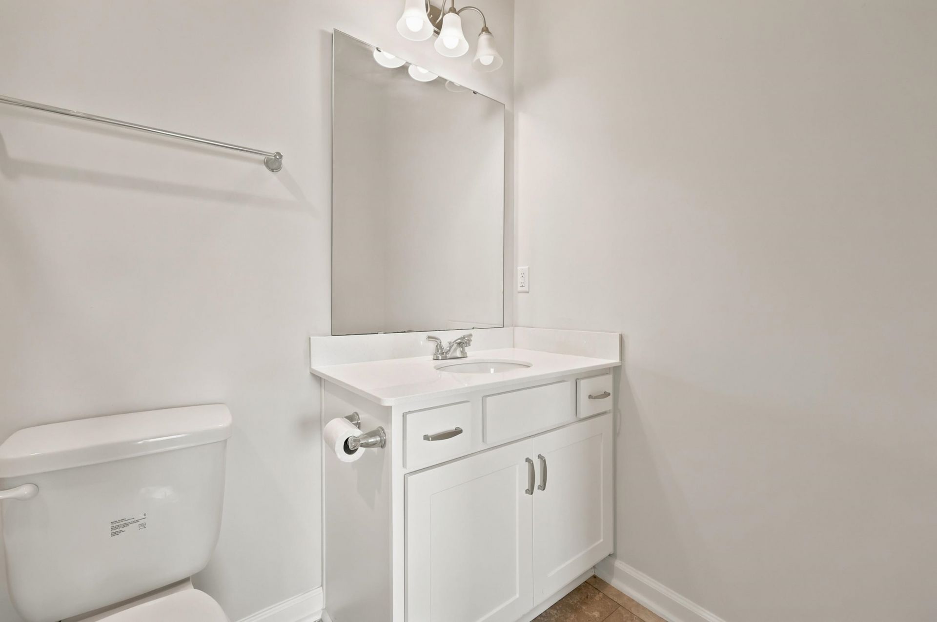 1250 Boswell Ct. Photo 8
