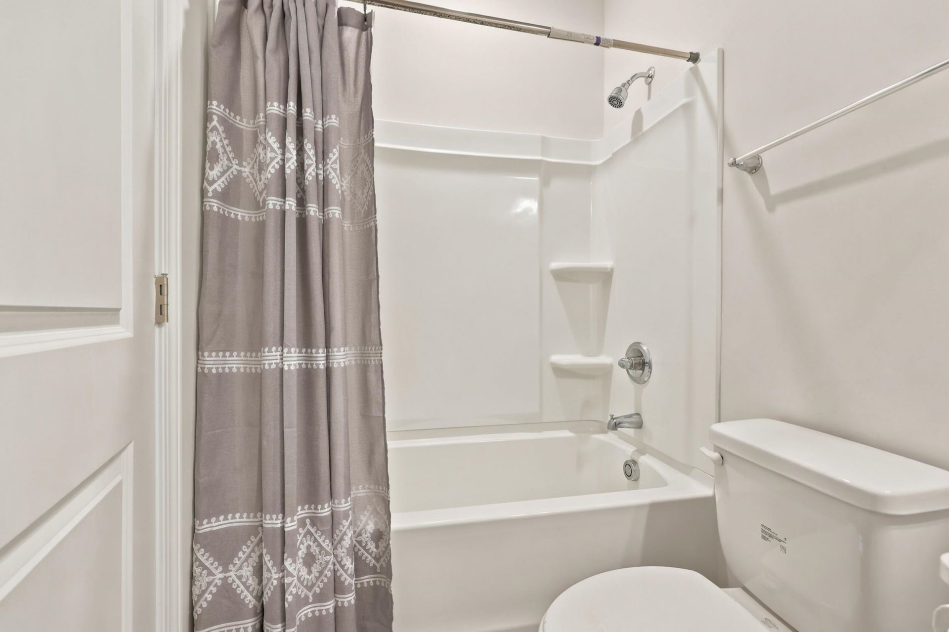 1250 Boswell Ct. Photo 9