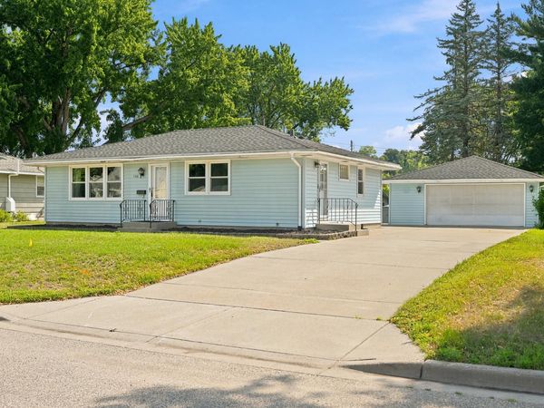 1148 Aurora Avenue, Saint Paul Park, MN 55071