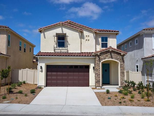 785 Michael Ct, Vista, CA 92081