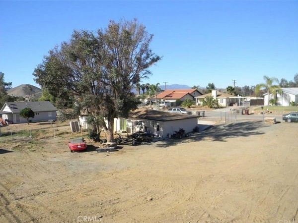 28840 Avenida Estrella, Canyon Lake, CA 92587