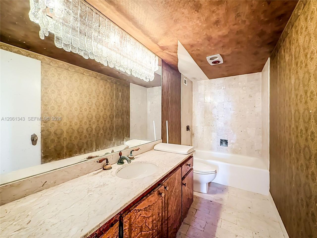 1800 NE 114th St , Unit 1508, Miami, FL 33181 Photo