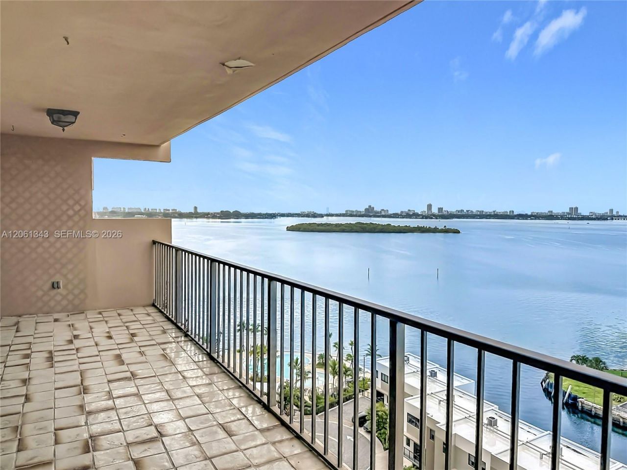 1800 NE 114th St , Unit 1508, Miami, FL 33181 Photo