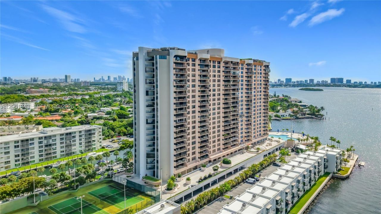 1800 NE 114th St , Unit 1508, Miami, FL 33181 Photo