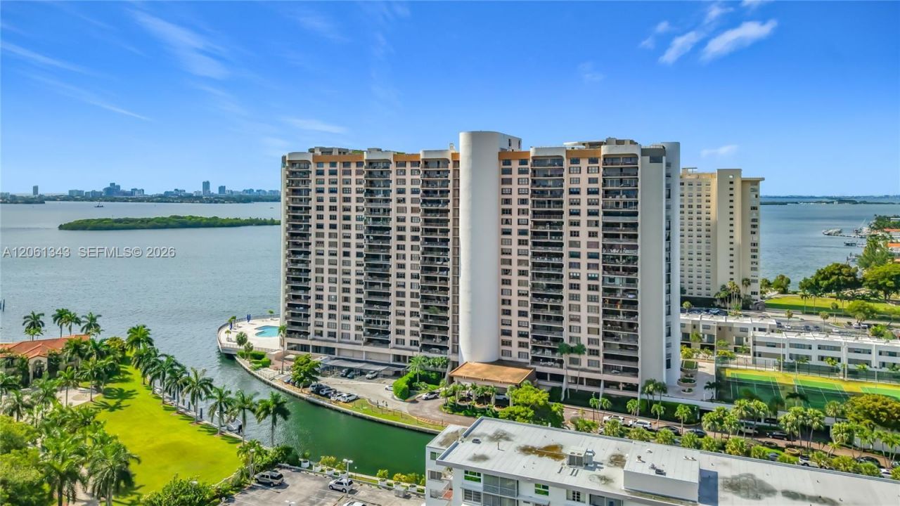 1800 NE 114th St , Unit 1508, Miami, FL 33181 Photo