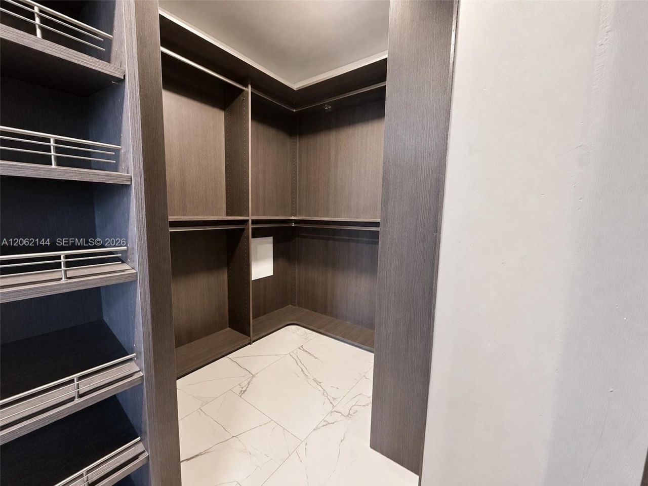 290 174th St, Unit 1005, Sunny Isles Beach, FL 33160 Photo