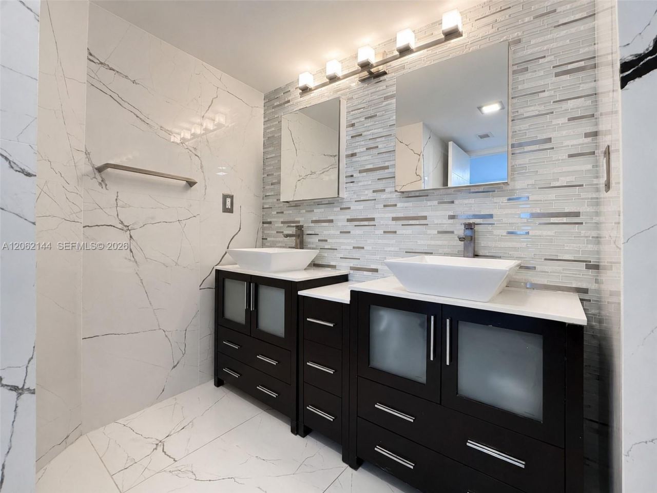 290 174th St, Unit 1005, Sunny Isles Beach, FL 33160 Photo