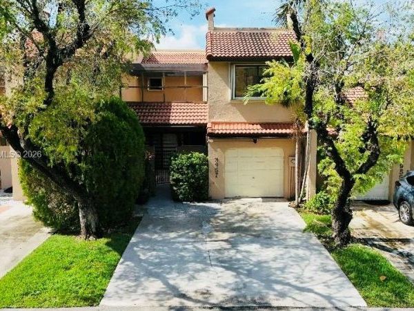 3957 Adra Ave , Unit F-49, Doral, FL 33178