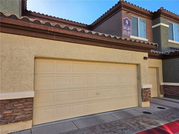 8324 W Charleston Boulevard , Unit 1032, Las Vegas, NV 89117