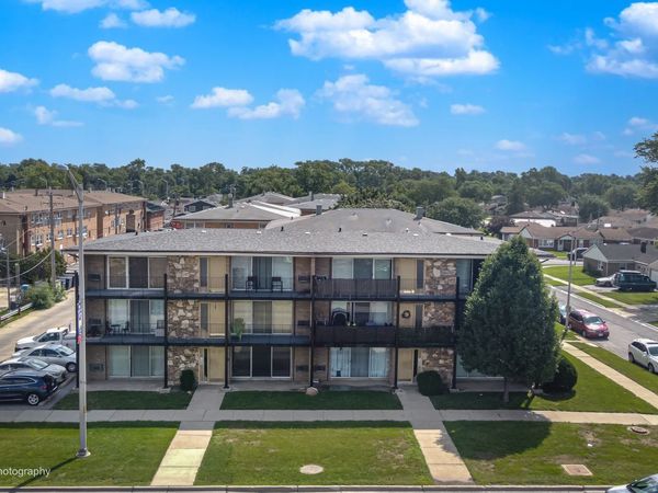 11519 S Kedzie Avenue, Unit 57, Merrionette Park, IL 60803