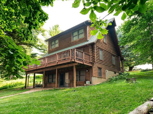 62212 Badger Ridge Road, Ferryville, WI 54628
