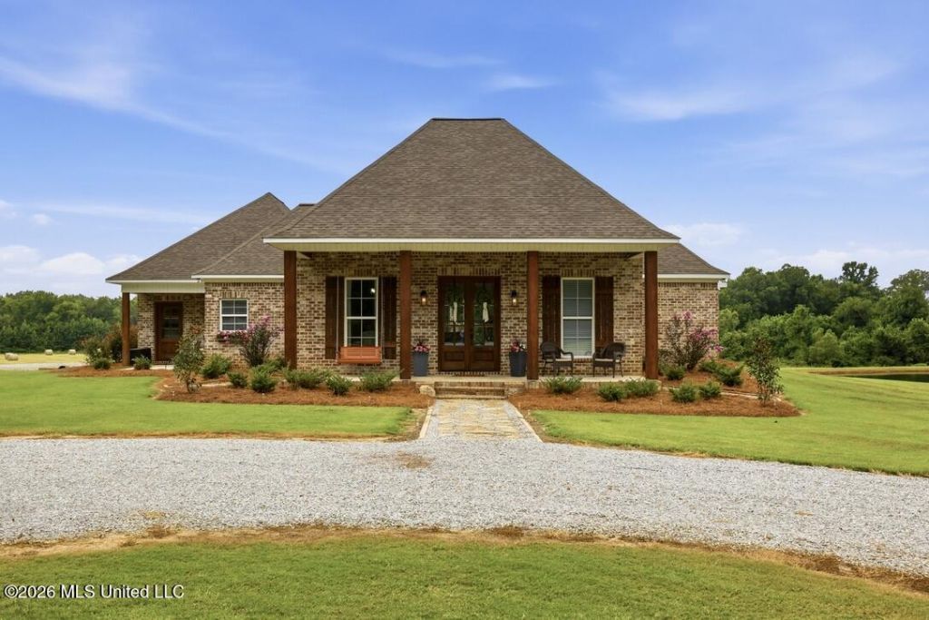 2363 Fugates Road, Bentonia, MS 39040 Main Photo