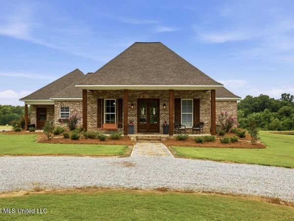 2363 Fugates Road, Bentonia, MS 39040