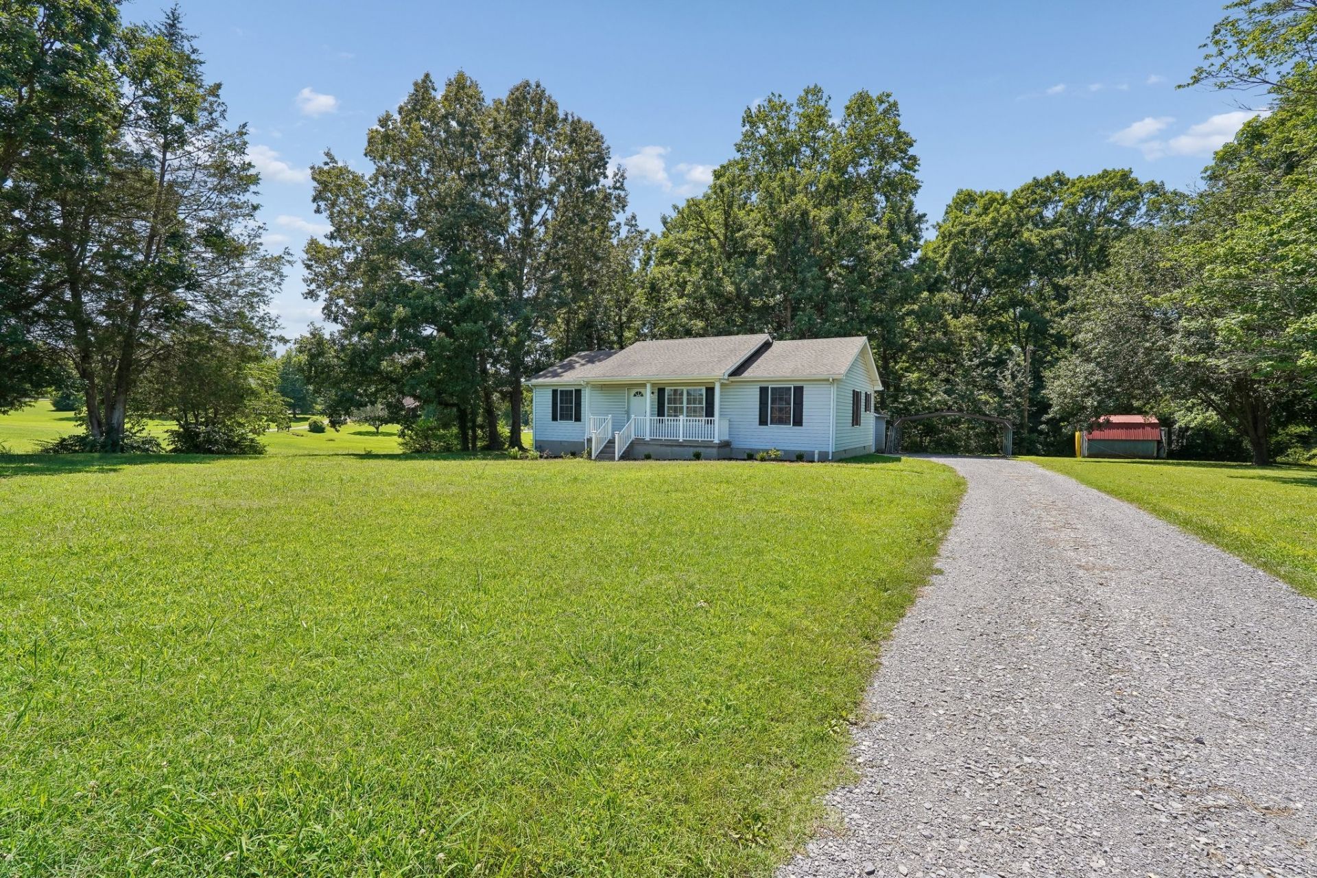 4273 Sycamore Rd , Greenbrier, TN 37073 Main Photo