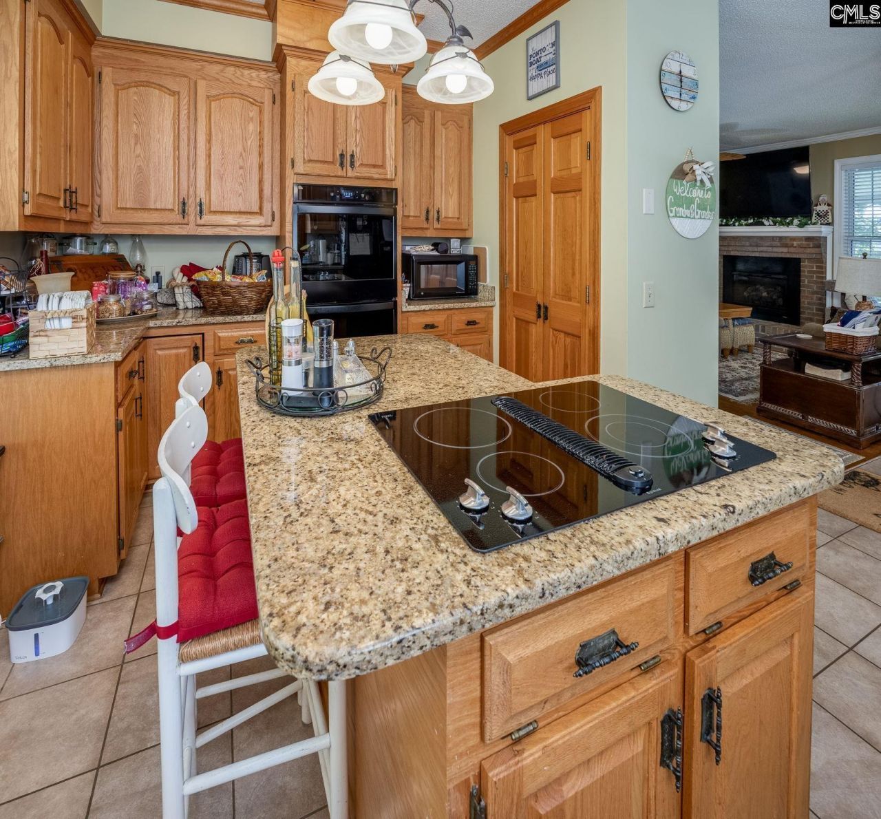 1646 Ginkgo Trail  Photo 17
