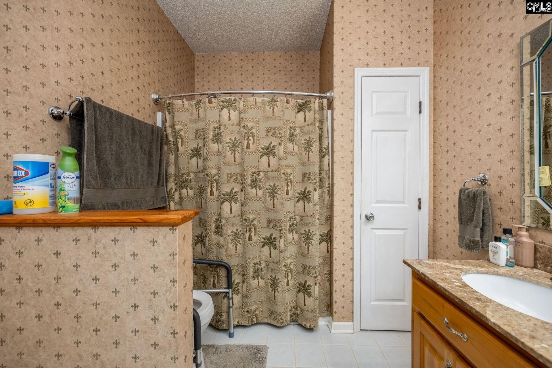 1646 Ginkgo Trail  Photo 22