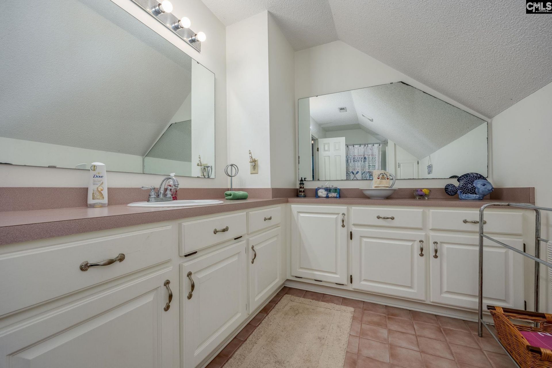 1646 Ginkgo Trail  Photo 36