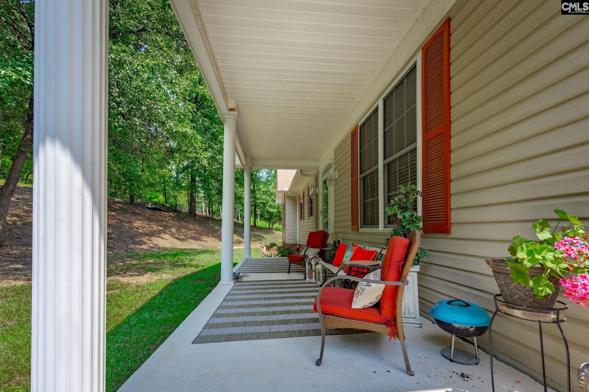 1646 Ginkgo Trail  Photo 4