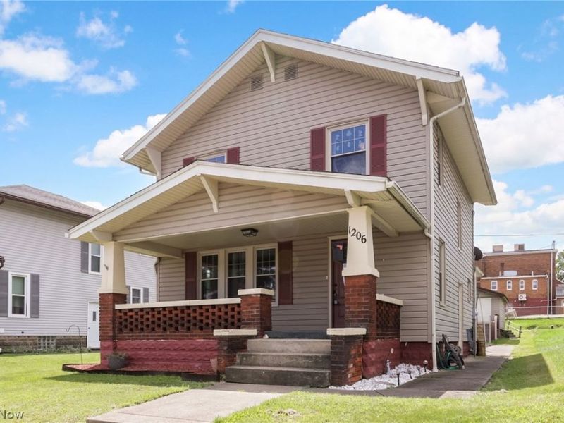 1206 Stewart Avenue, Cambridge, OH 43725 Photo 2