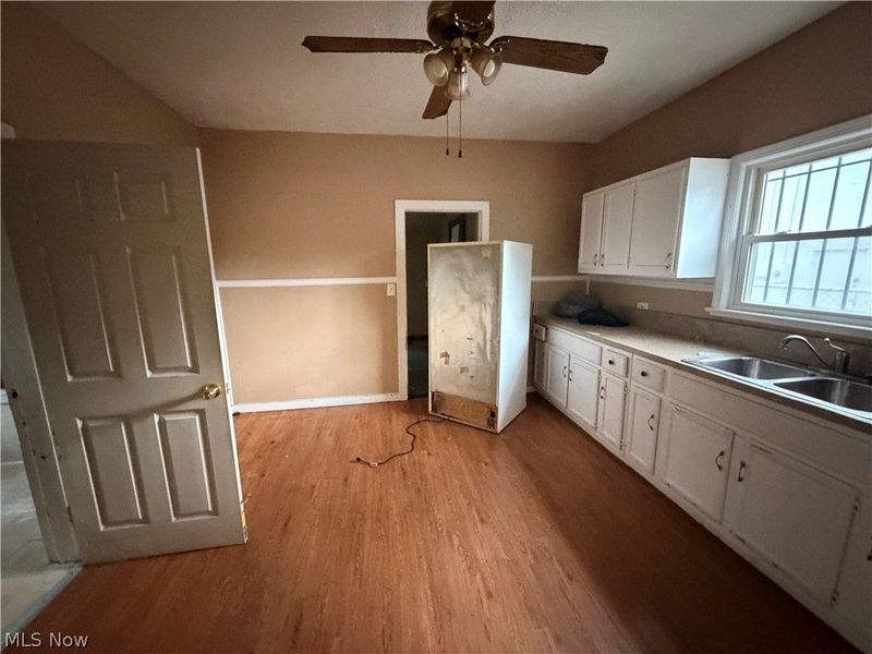 7813 Harvard Avenue , Cleveland, OH 44105 Photo 8
