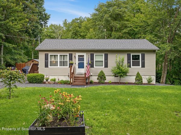 57 Hopi Road , Jim Thorpe, PA 18229