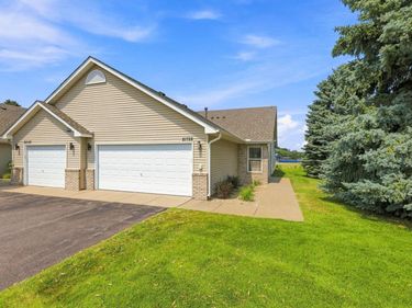 21728 Evergreen Trail, Rogers, MN 55374
