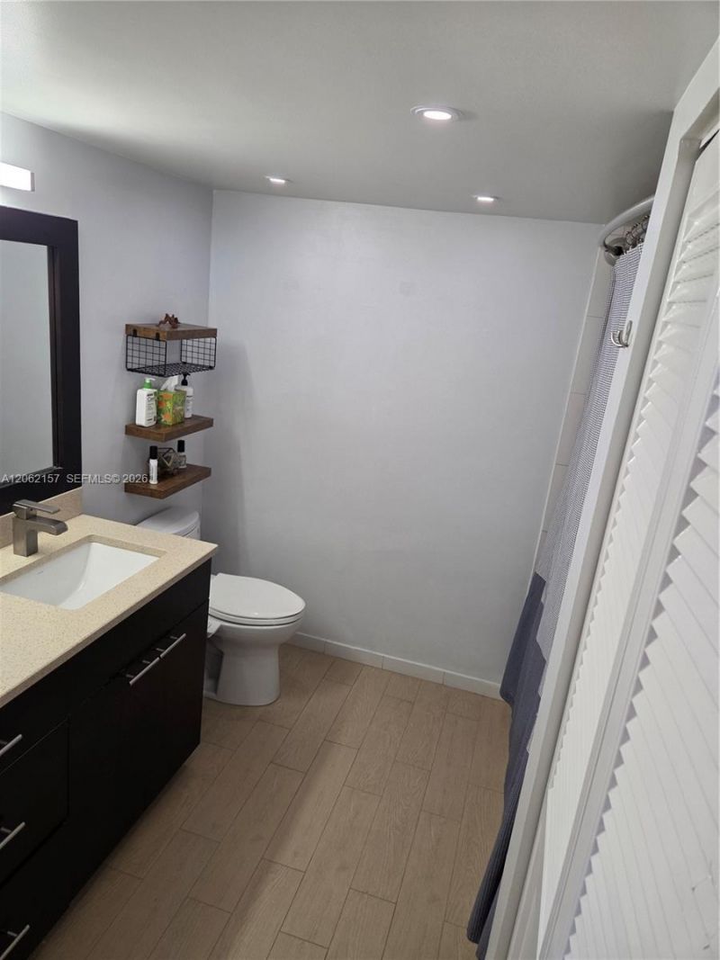 200 Leslie Dr, Unit 1029, Hallandale Beach, FL 33009 Photo