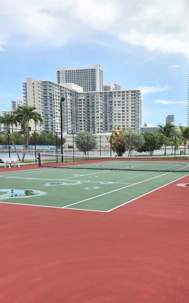 200 Leslie Dr, Unit 1029, Hallandale Beach, FL 33009 Photo