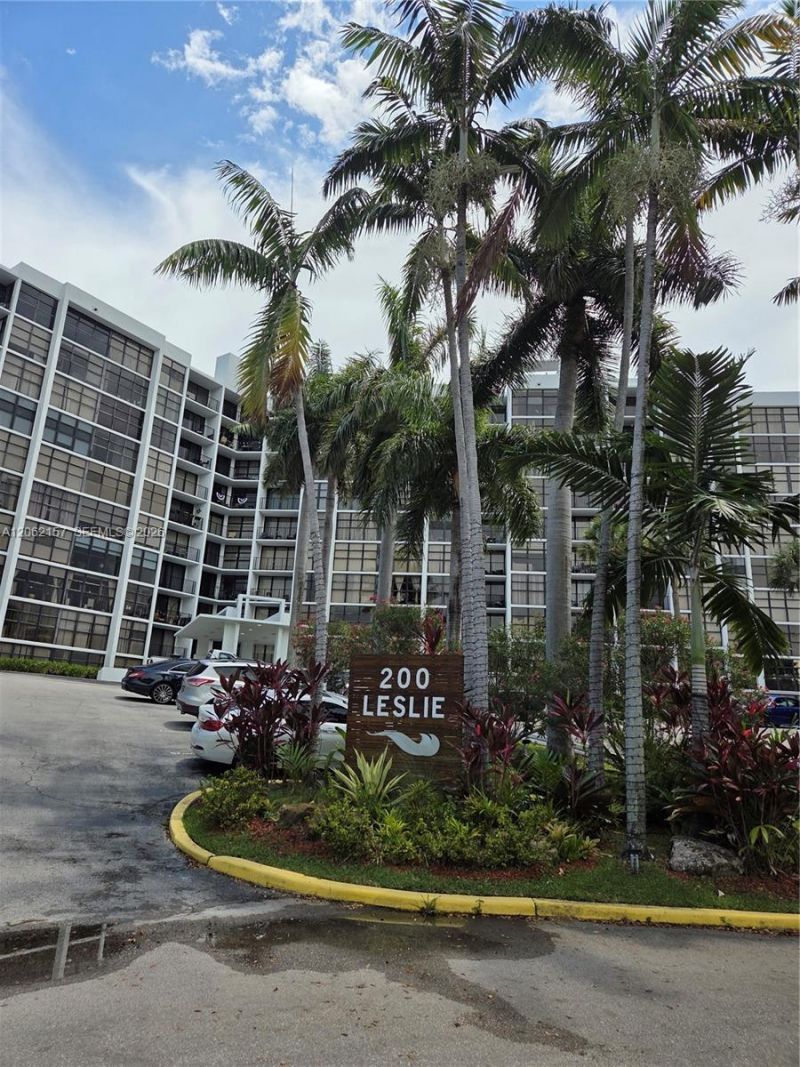 200 Leslie Dr, Unit 1029, Hallandale Beach, FL 33009 Photo