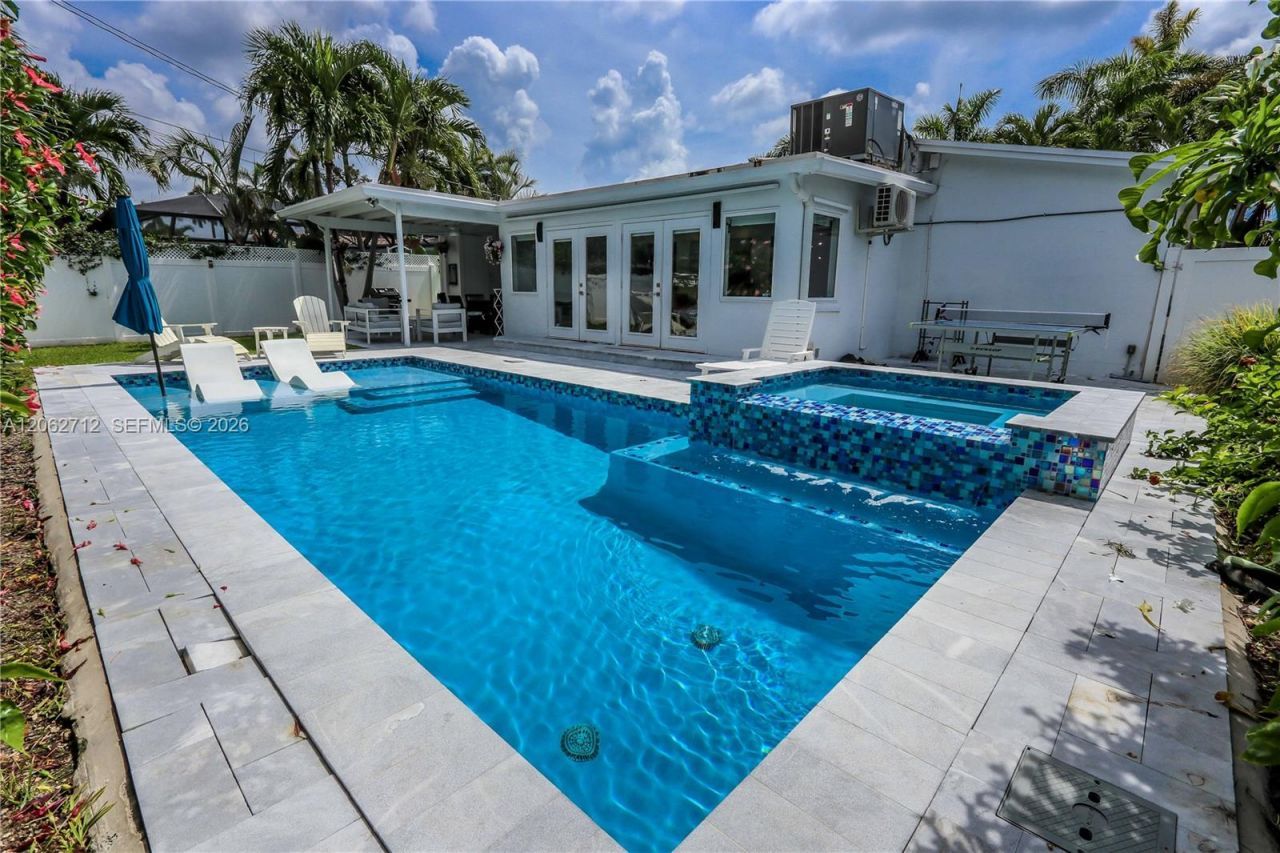 1102 N 13th Ave , Hollywood, FL 33019 Photo