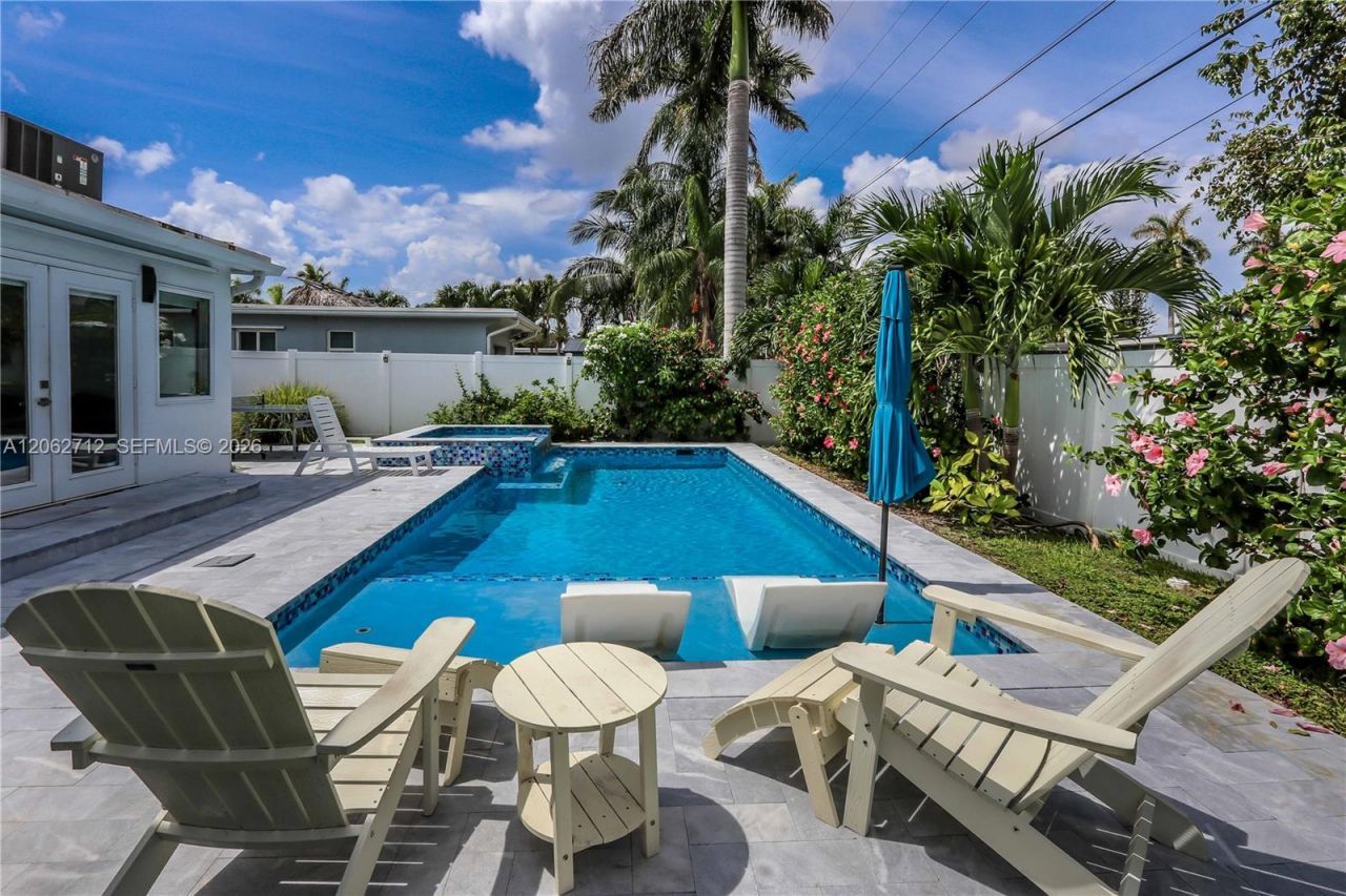 1102 N 13th Ave , Hollywood, FL 33019 Photo