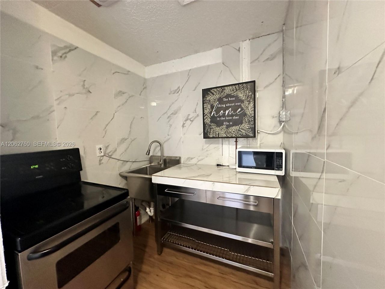 17843 NW 63rd Ct Front, Hialeah, FL 33015 Photo