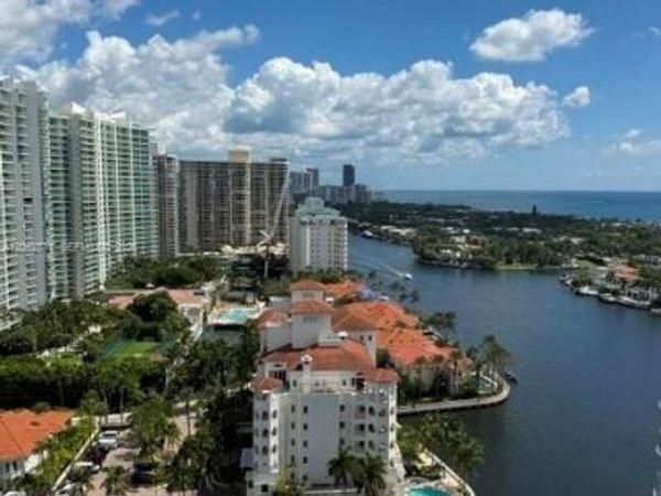19707 Turnberry Way , Unit 24B, Aventura, FL 33180