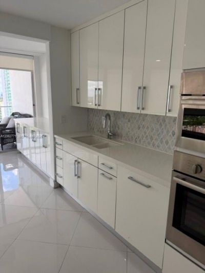 19707 Turnberry Way , Unit 24B, Aventura, FL 33180 Photo