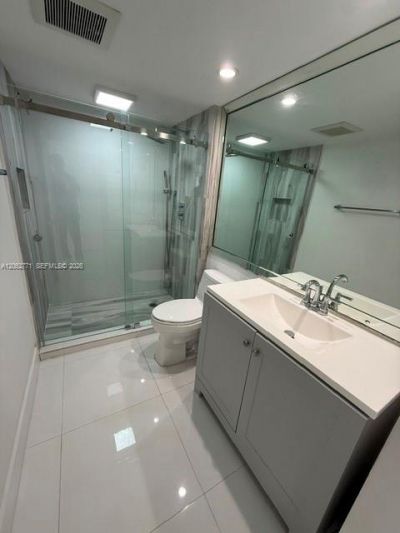 19707 Turnberry Way , Unit 24B, Aventura, FL 33180 Photo