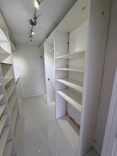 19707 Turnberry Way , Unit 24B, Aventura, FL 33180 Photo