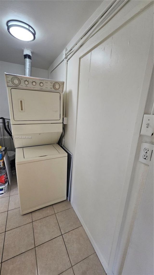 6118 Plunkett St , Unit 1, Hollywood, FL 33023 Photo