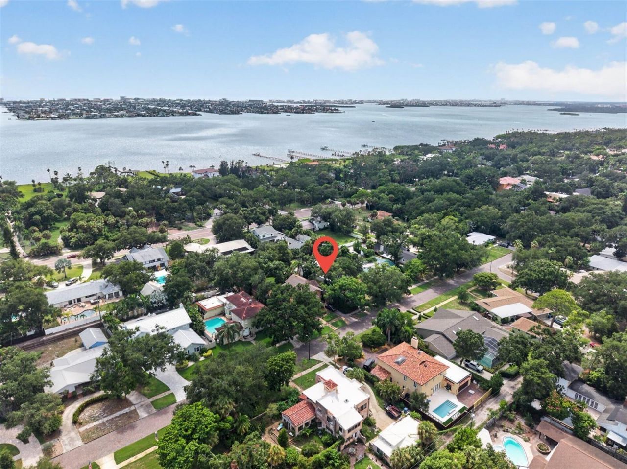 1110 Jungle Avenue N, Saint Petersburg, FL 33710 Photo
