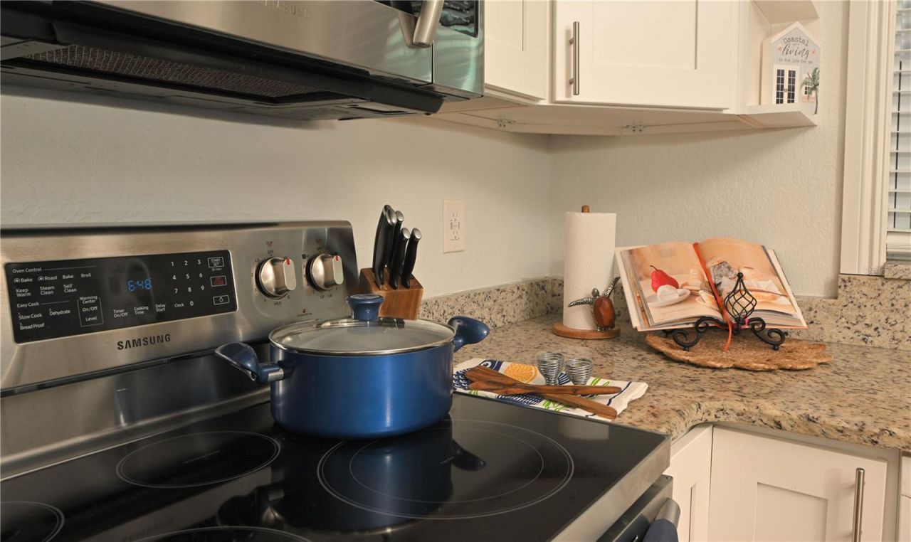 621 Mehlenbacher Road, Belleair Bluffs, FL 33770 Photo