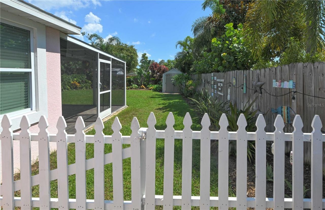 621 Mehlenbacher Road, Belleair Bluffs, FL 33770 Photo