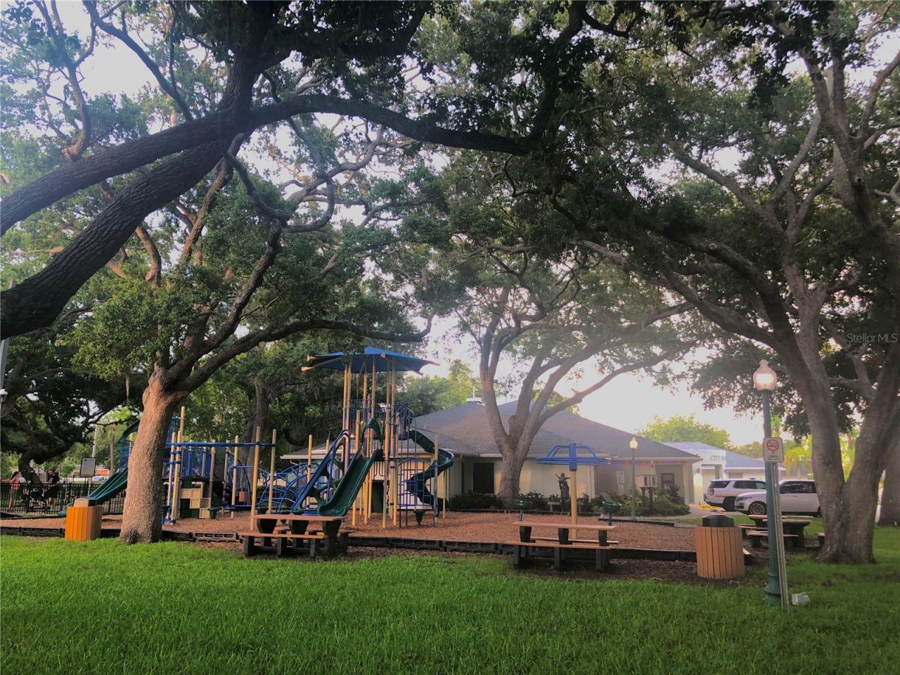 621 Mehlenbacher Road, Belleair Bluffs, FL 33770 Photo