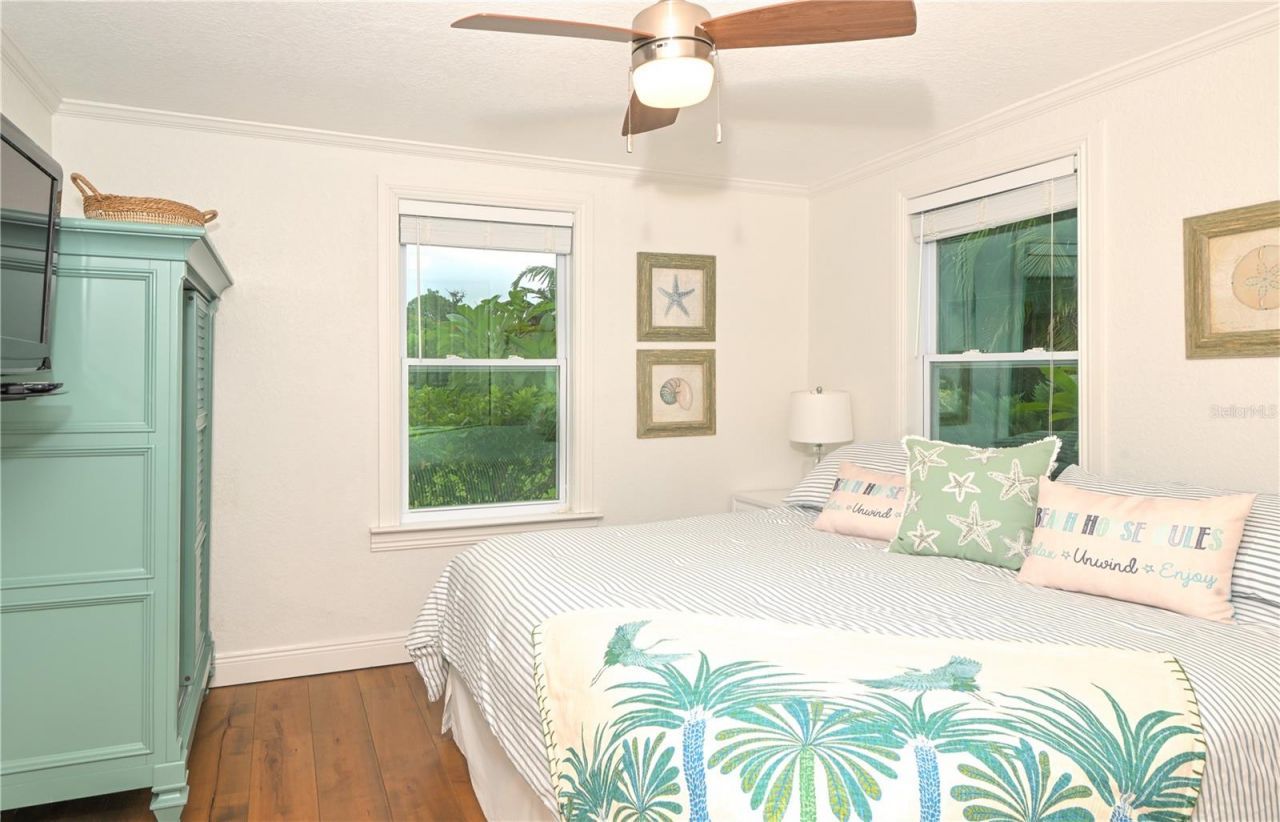 621 Mehlenbacher Road, Belleair Bluffs, FL 33770 Photo