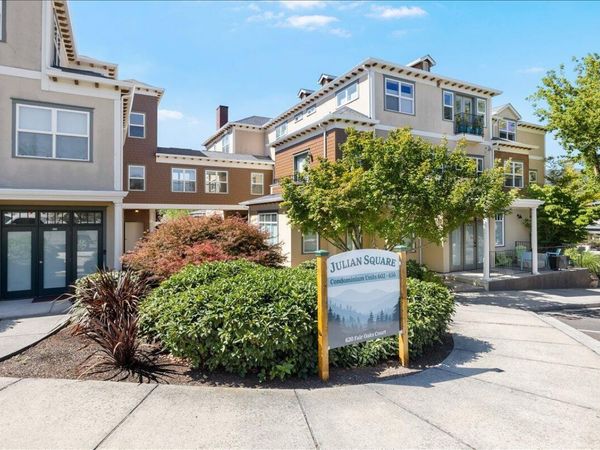 624 Fair Oaks Court, Ashland, OR 97520