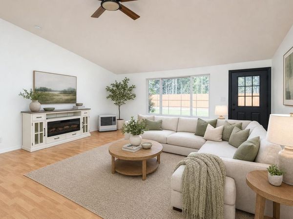 52221 Pine Forest Drive, La Pine, OR 97739