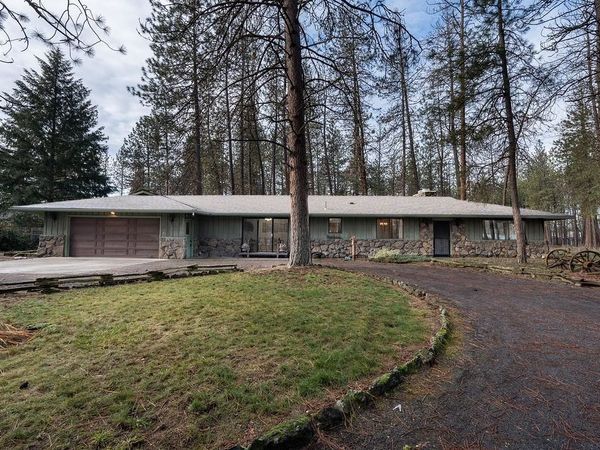 10203 N Nine Mile Rd, Nine Mile Falls, WA 99026