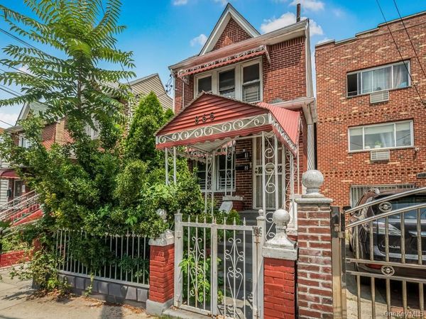 865 E 215th Street , Bronx, NY 10467