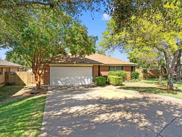 1514 Royce LN , Cedar Park, TX 78613