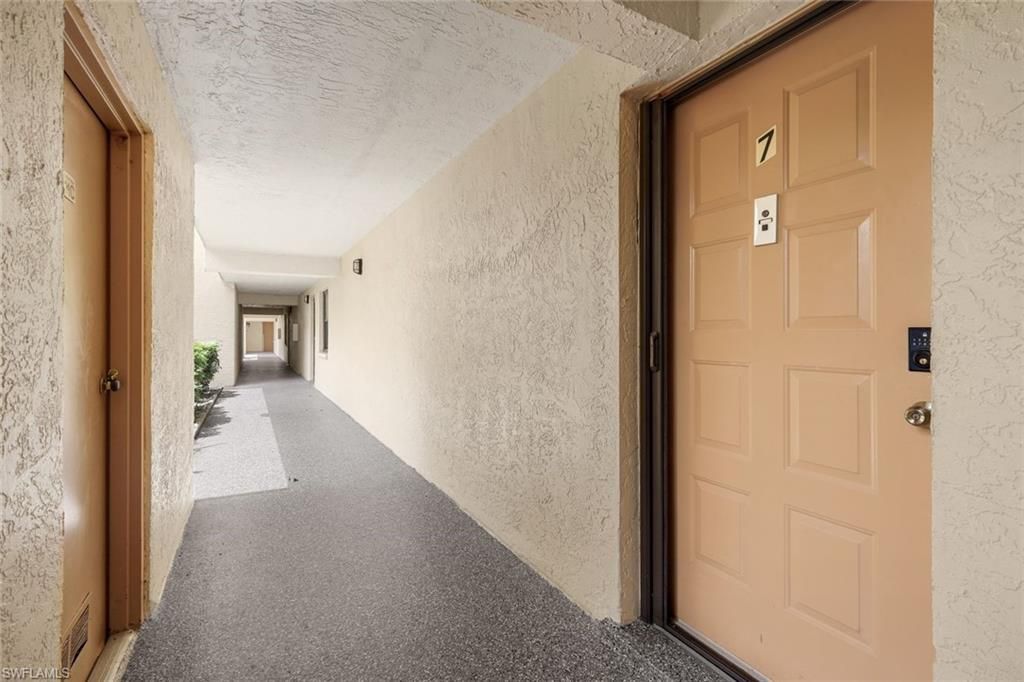 13240 White Marsh Ln, Unit 7, Fort Myers, FL 33912 Photo